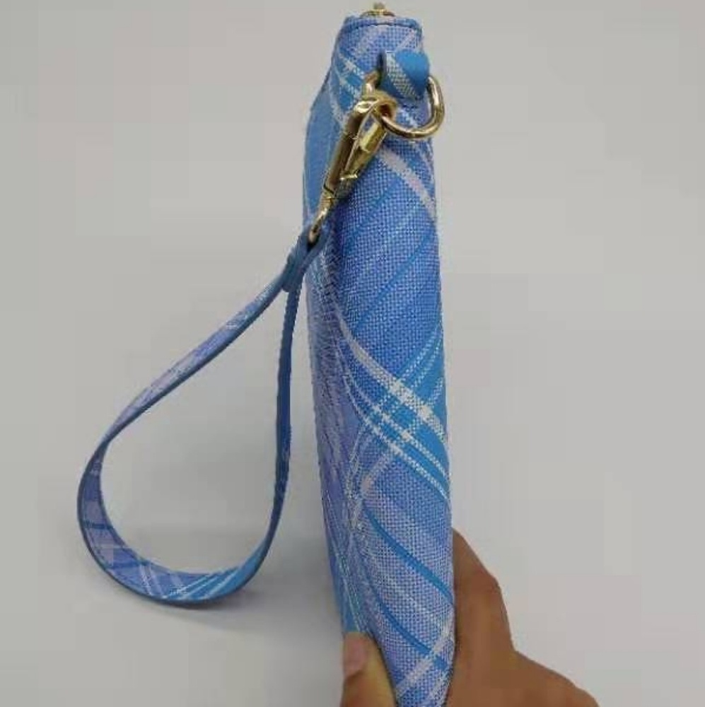 Nwt POP wallet / wristlet - Picture 3 of 3